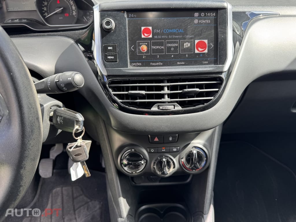 Peugeot 208 1.5 BlueHDi Active Business Pack