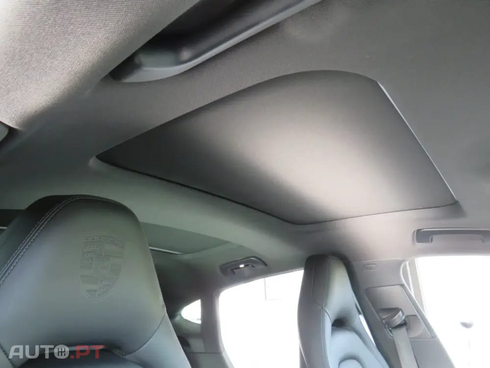 Porsche Panamera 4 E-Hybrid