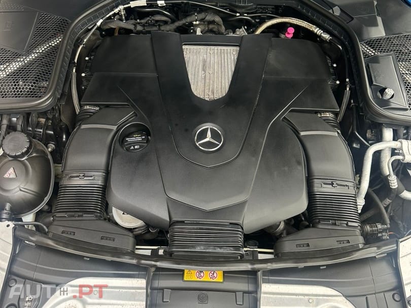 Mercedes-Benz C 400 4-Matic AMG Line