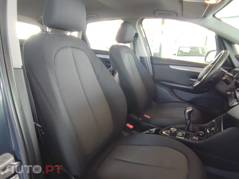BMW 216 d Advantage