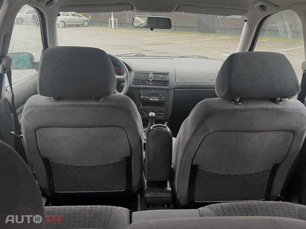 Volkswagen Golf 1.6i 25 Anos