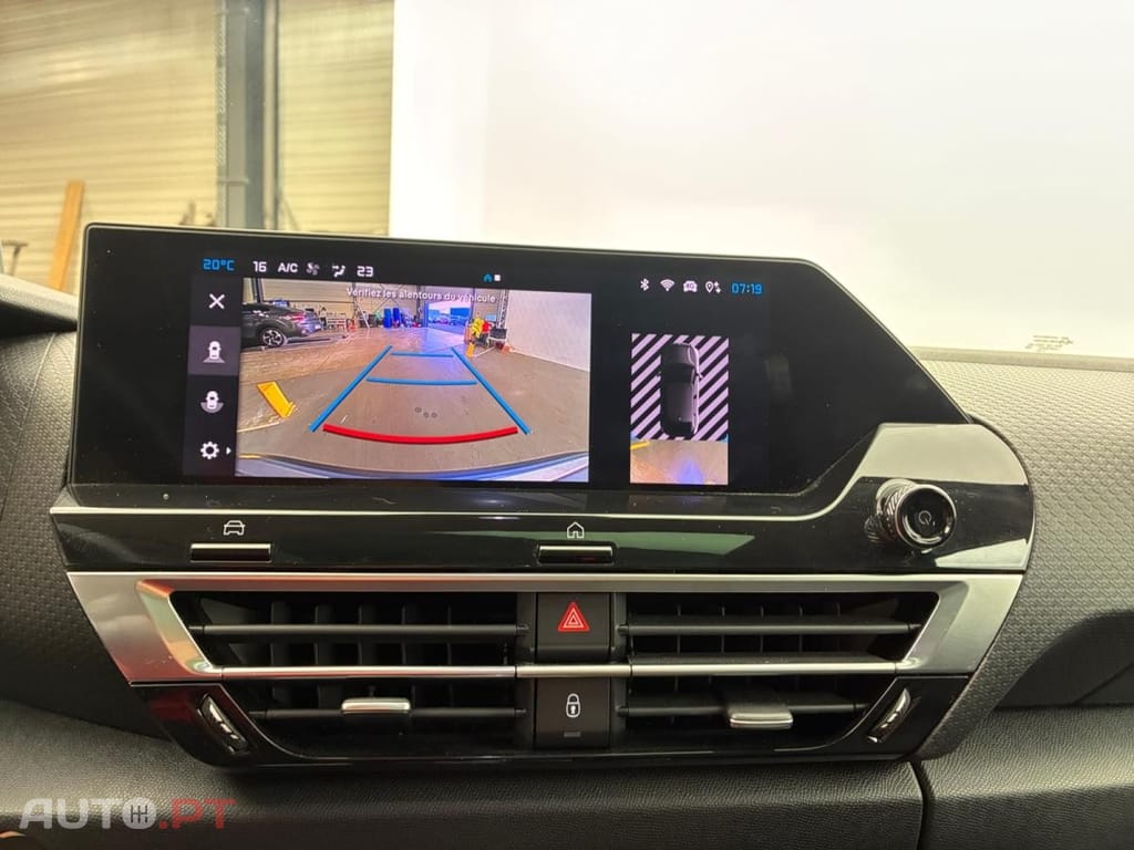 Citroen C4 1.2 PureTech Shine Pack EAT8