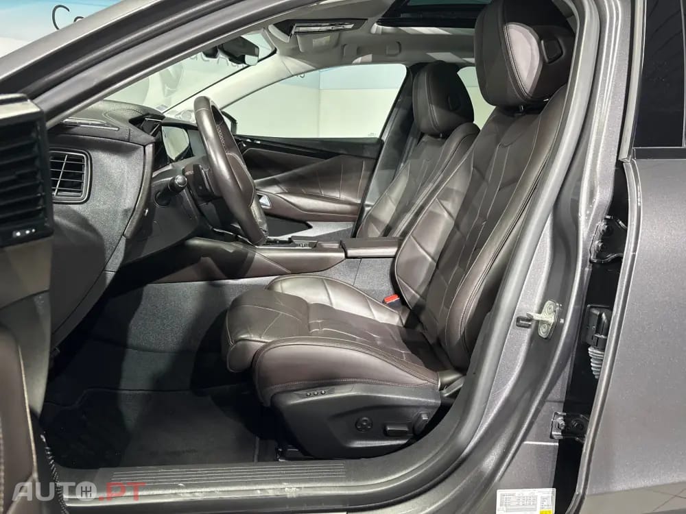 DS DS4 E-Tense Rivoli Cross EAT8