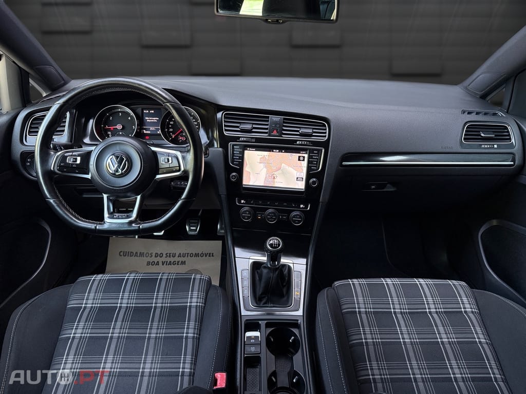 Volkswagen Golf 2.0 TDi GTD