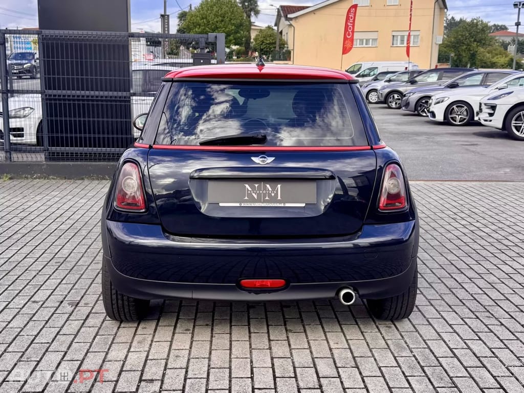 MINI Cooper Cooper D
