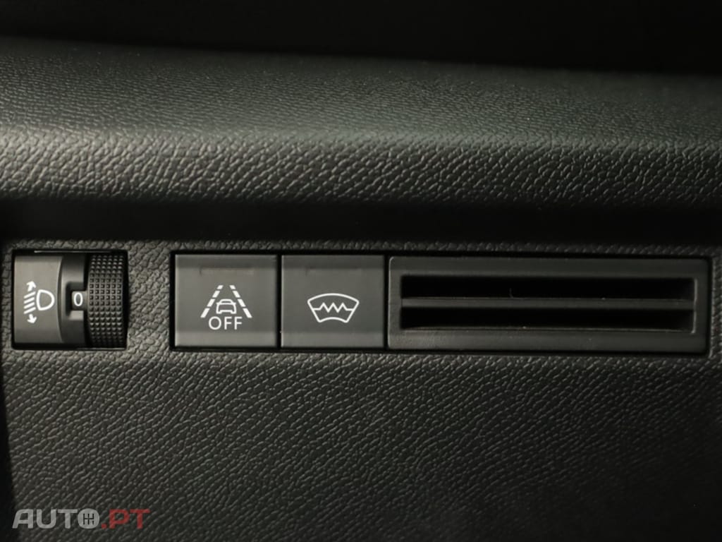 Citroen C4 C4 1.2 PureTech Plus EAT8