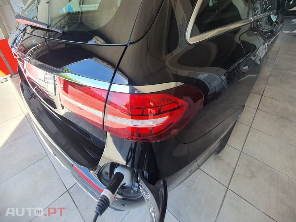 Mercedes-Benz E 300 De AMG Line