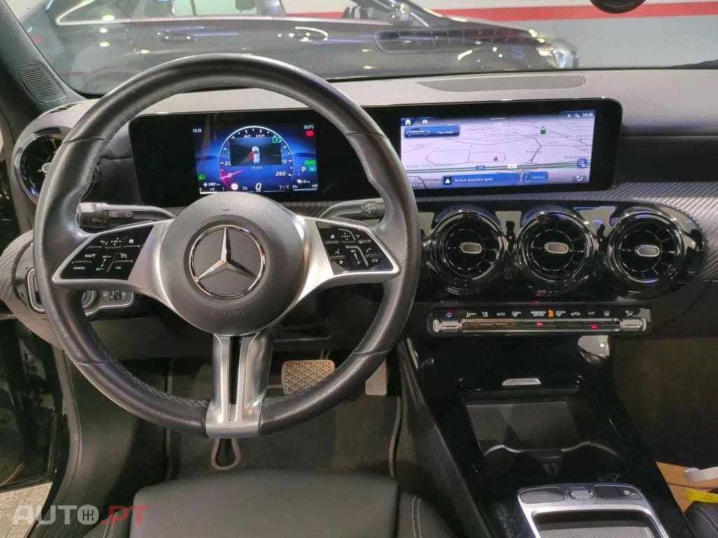Mercedes-Benz A 250 e