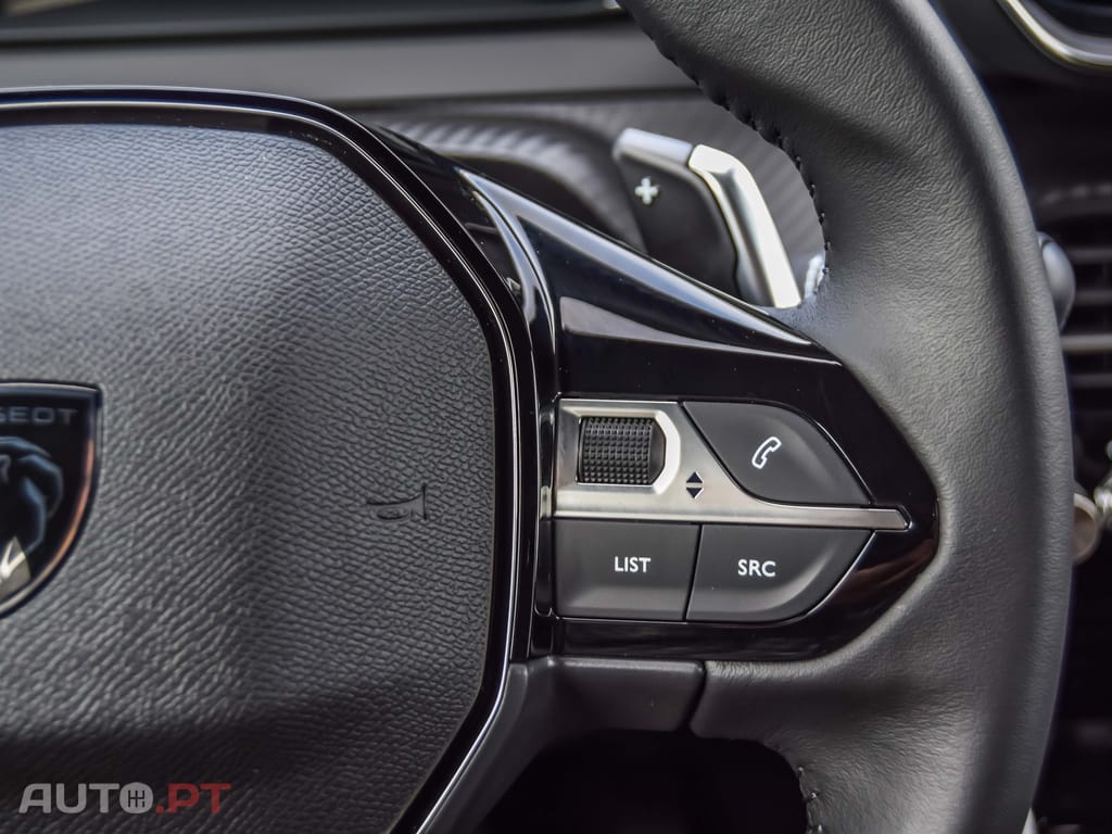 Peugeot 2008 1.2 PureTech Allure EAT8