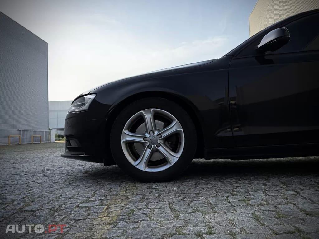 Audi A4 Avant 2.0 TDI S-line