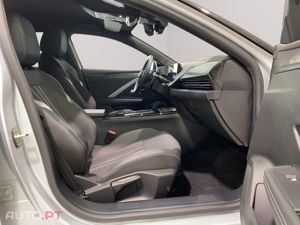 Opel Astra Sports Tourer 1.2 T Hybrid GS eDCT