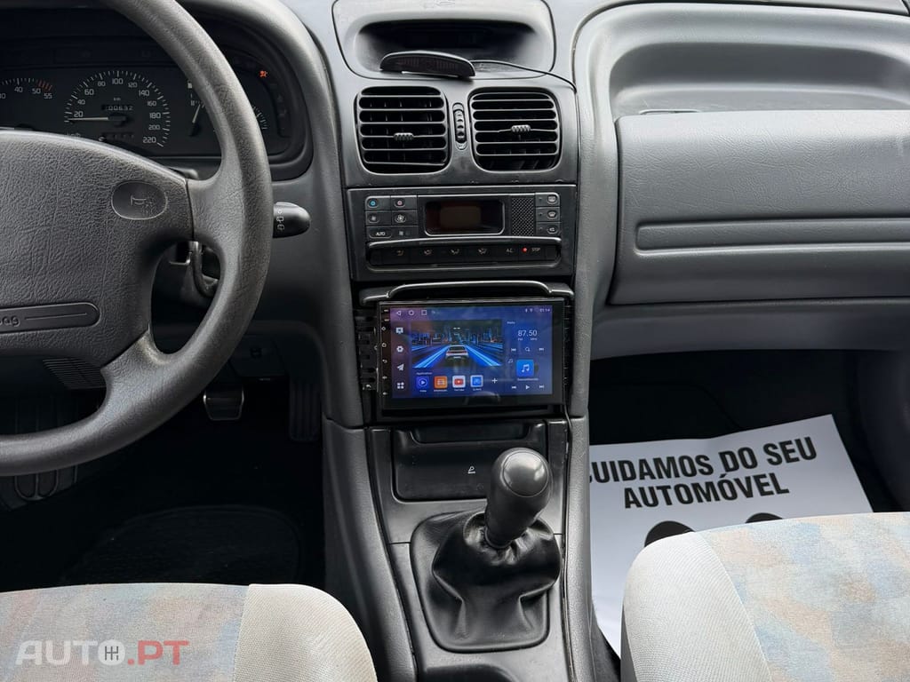 Renault Laguna 2.2 D