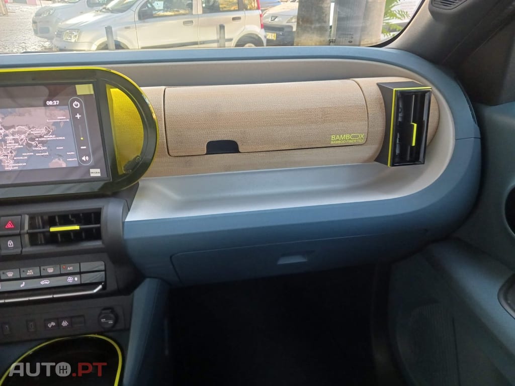 Fiat Grande Panda 1.2 Hybrid La Prima eDCT