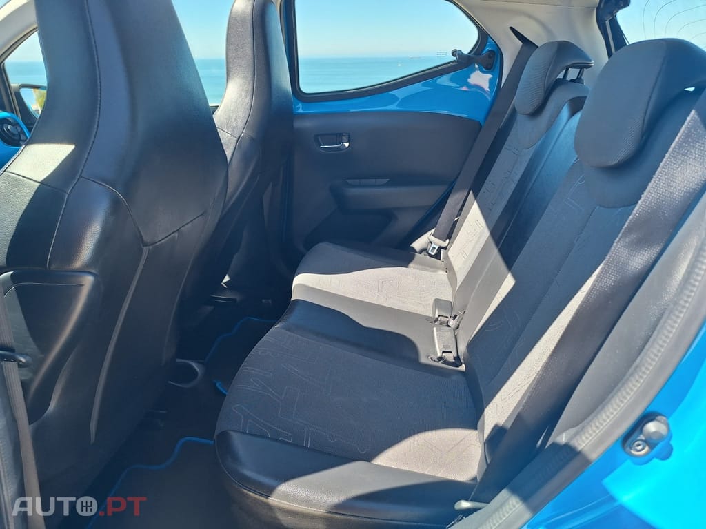 Toyota Aygo 1.0 X-Wave