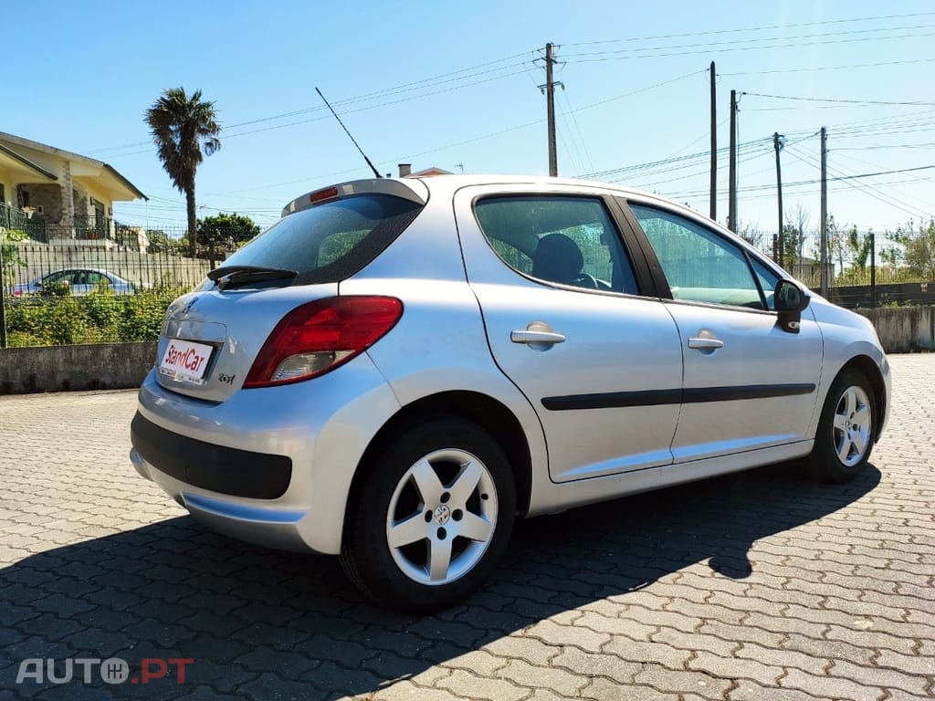 Peugeot 207 1.4 HDi SE Sportium