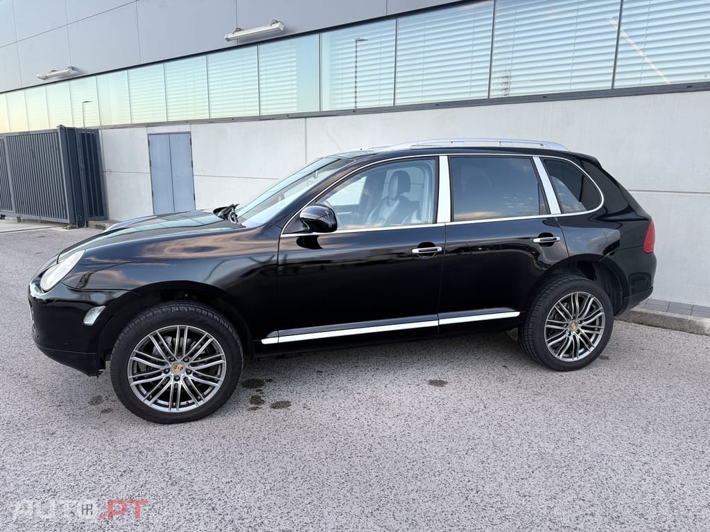 Porsche Cayenne outro