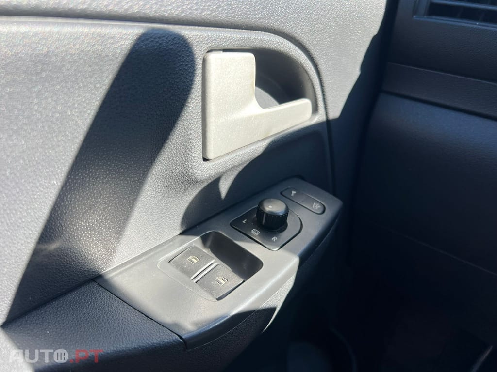 Volkswagen Fox 1.2 T.Liso