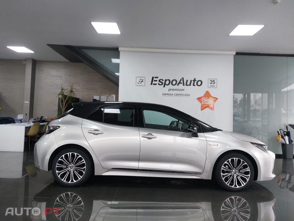 Toyota Corolla 2.0 Hybrid Exclusive