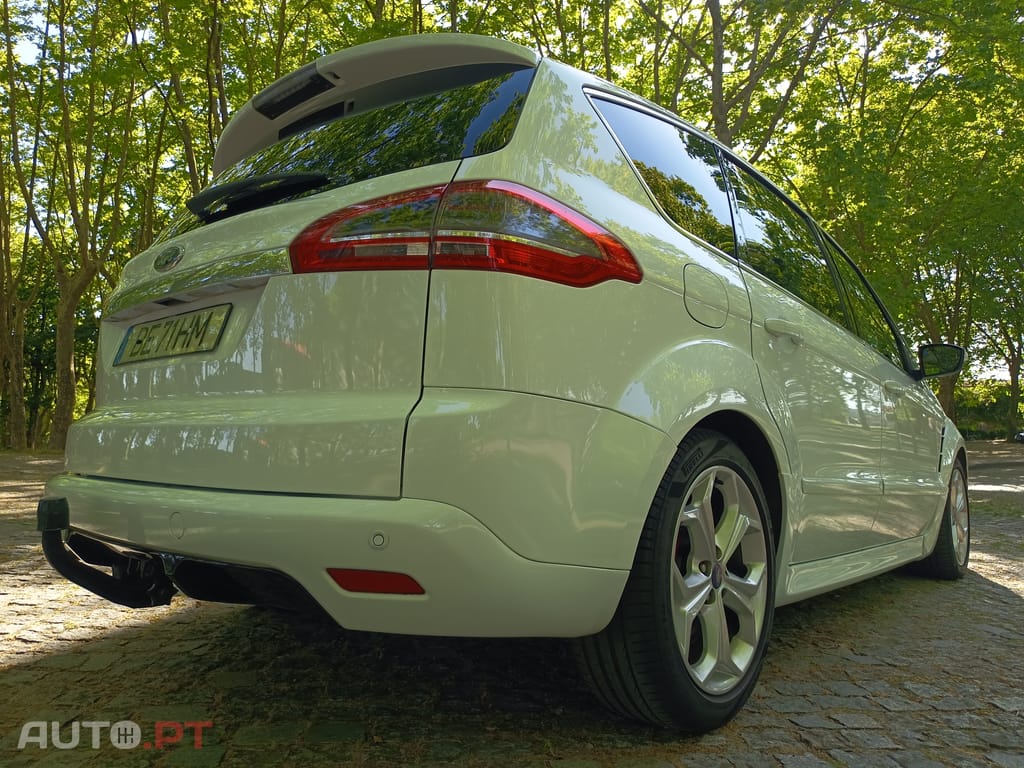 Ford S-Max Titanium X