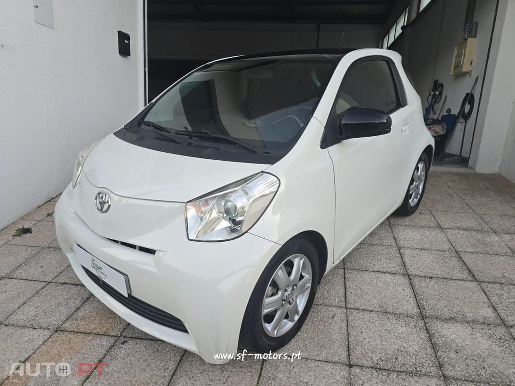 Toyota iQ 1.0 VVT-i 2 EP