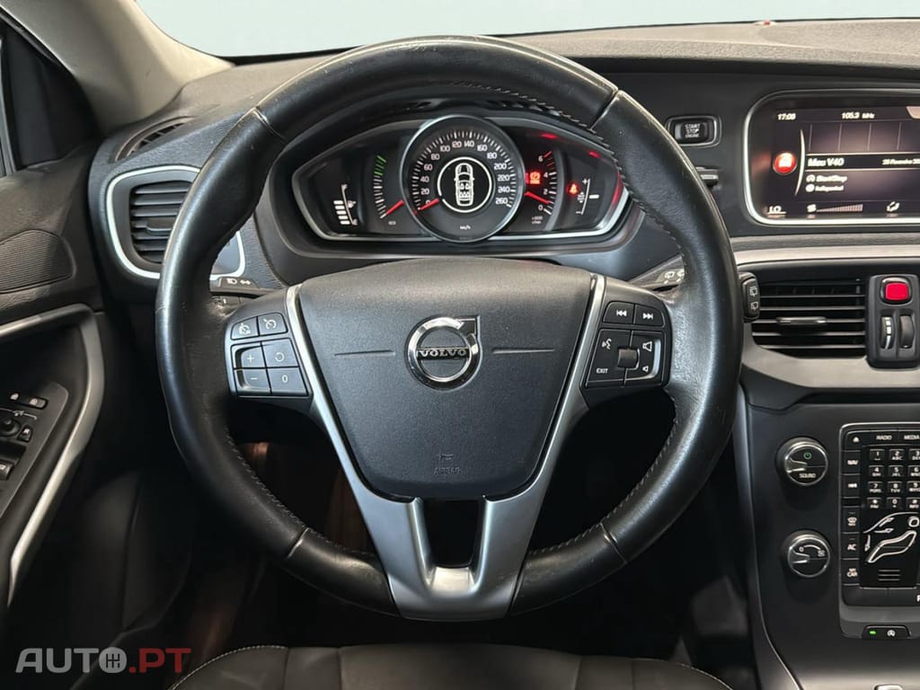 Volvo V40 2.0 D3 Momentum