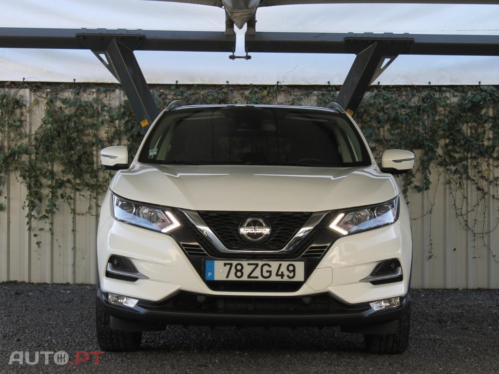 Nissan Qashqai 1.3 DIG-T N-Connecta J18