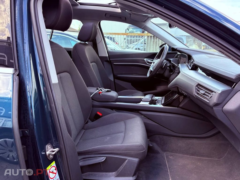 Audi E-Tron 50 quattro