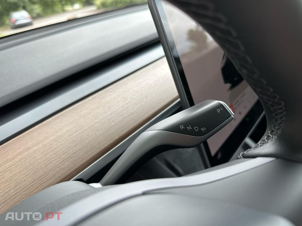 Tesla Model Y Performance Tração Integral
