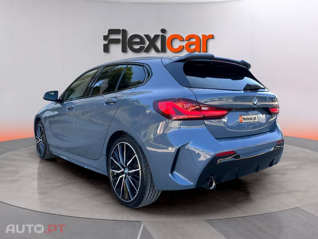 BMW 118 i Pack Desportivo M Auto