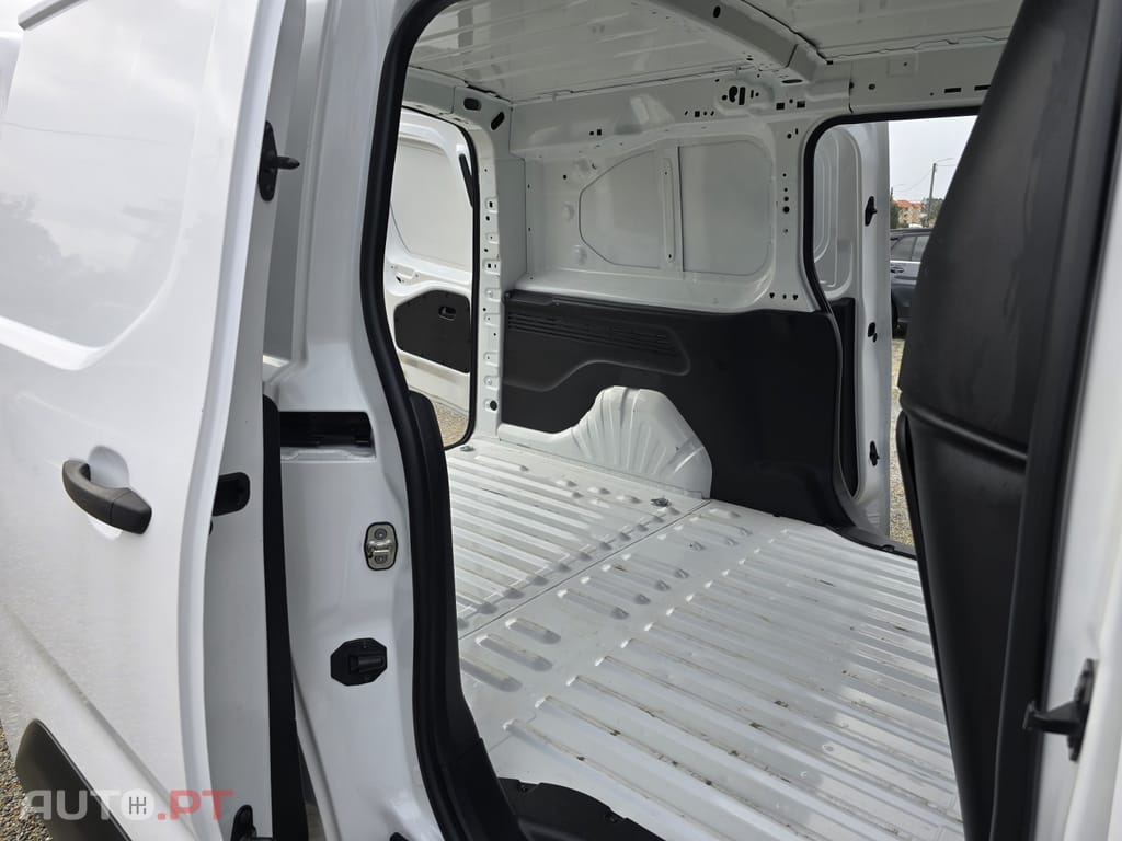 Citroen Berlingo 1.5 BlueHDi XL Club EAT8