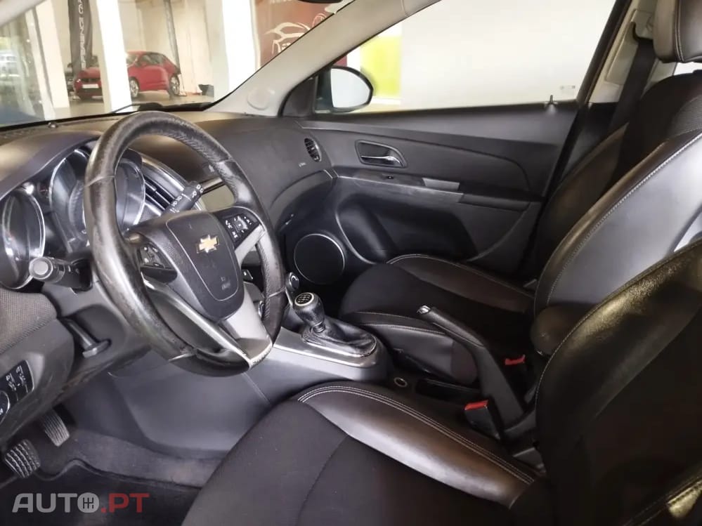 Chevrolet Cruze 1.7 VCDi LT