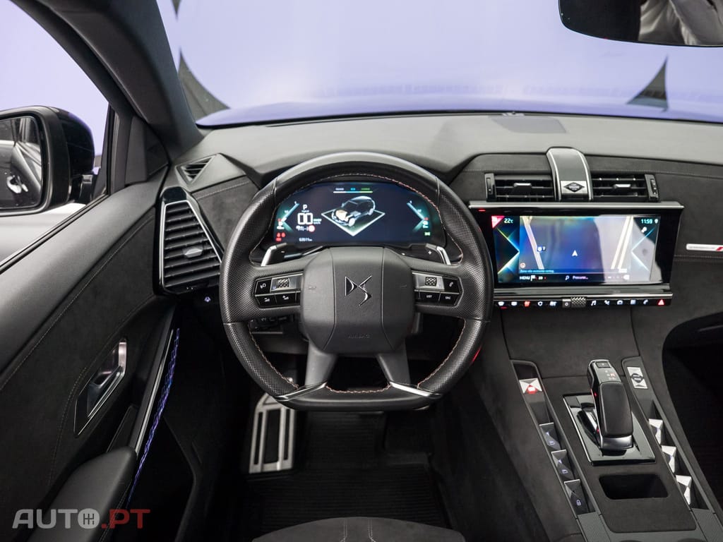 DS DS7 Crossback E-Tense Performance Line EAT8