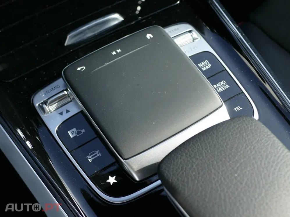 Mercedes-Benz GLB 180 d AMG Line