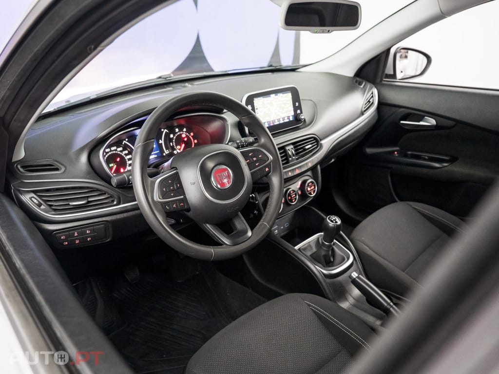 Fiat Tipo 1.3 M-Jet Lounge