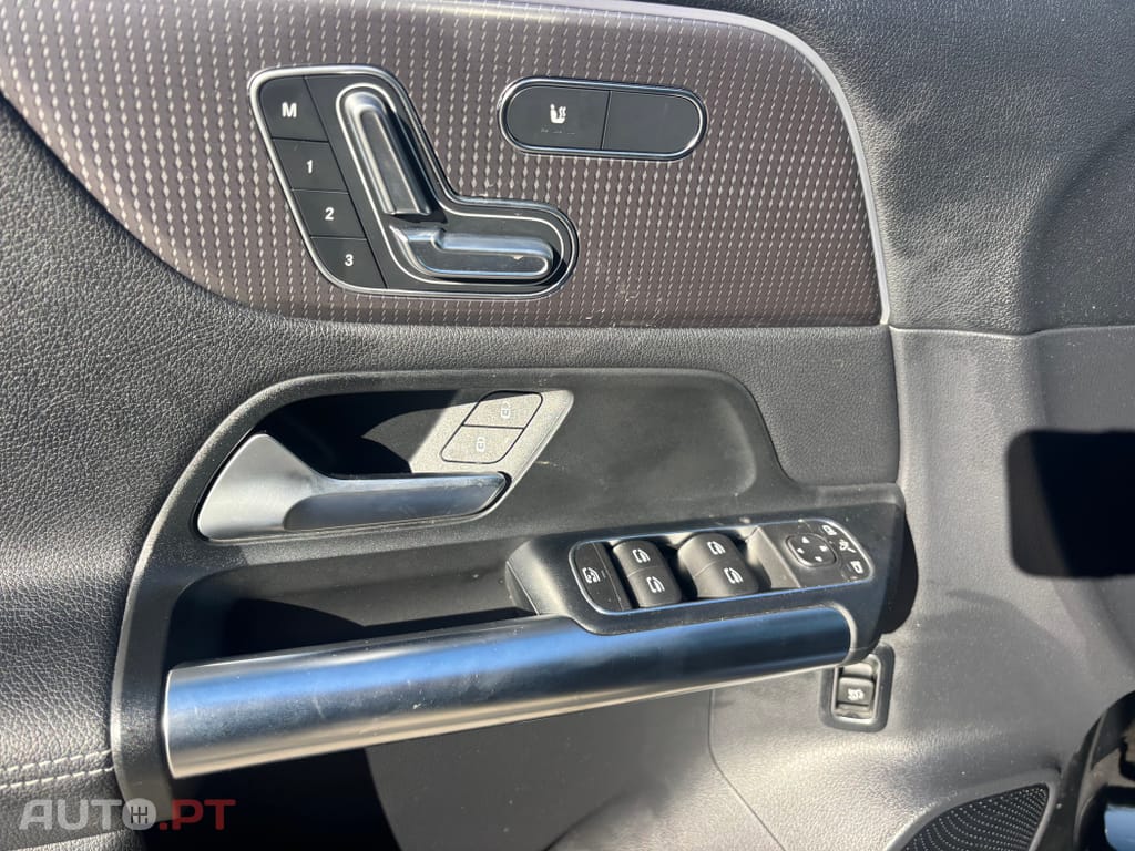 Mercedes-Benz EQA 250 Electric Art