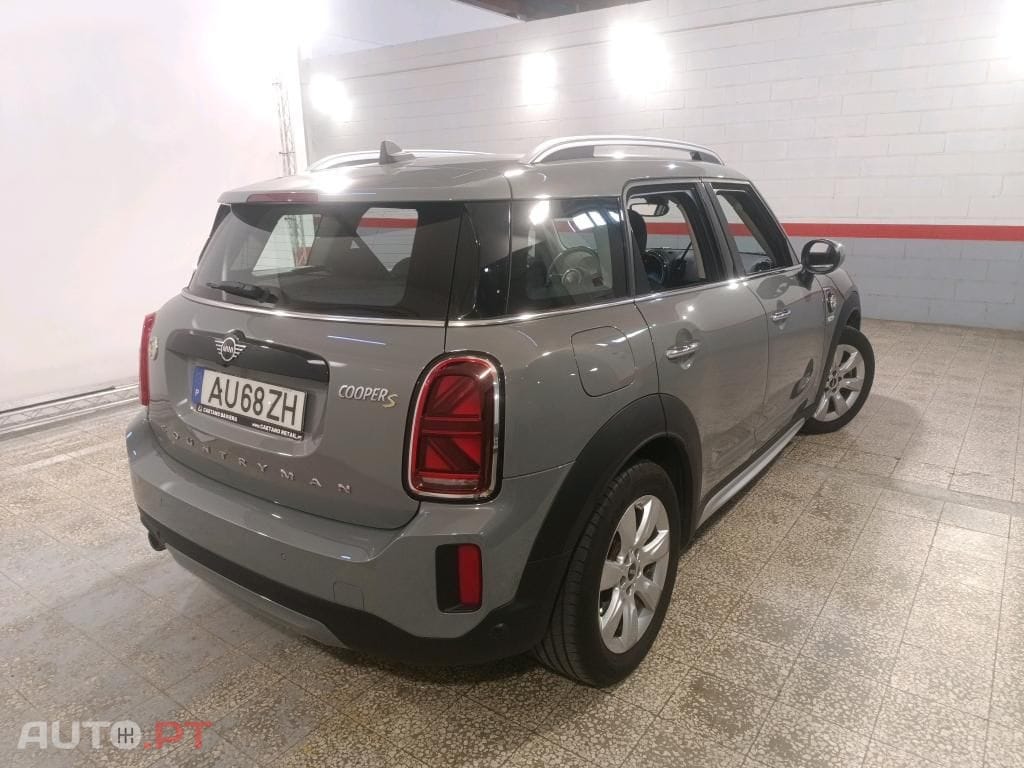 MINI Countryman Cooper SE Premium Essential Auto