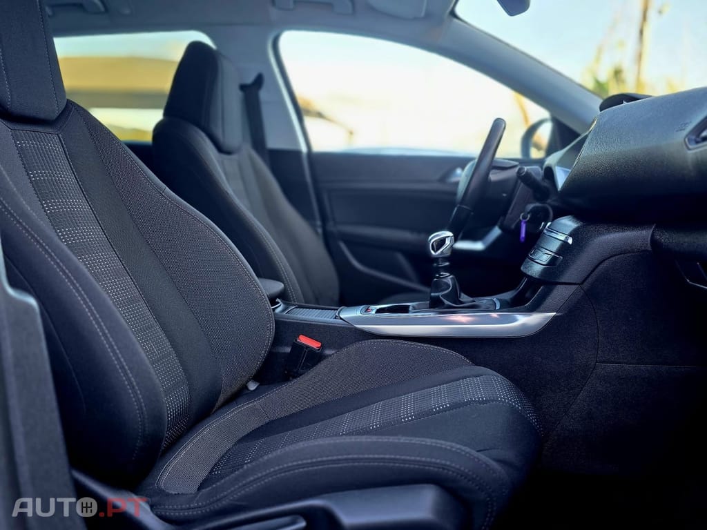 Peugeot 308 SW 1.6 BlueHDi Allure J17