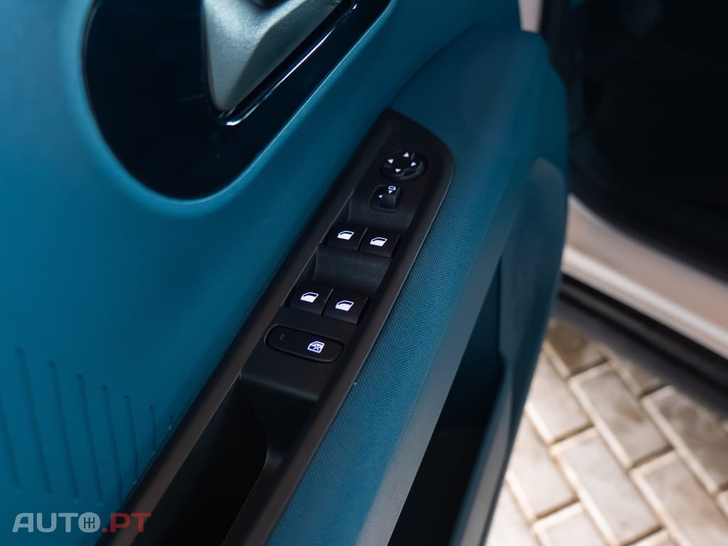 Fiat Grande Panda 1.2 Hybrid La Prima eDCT