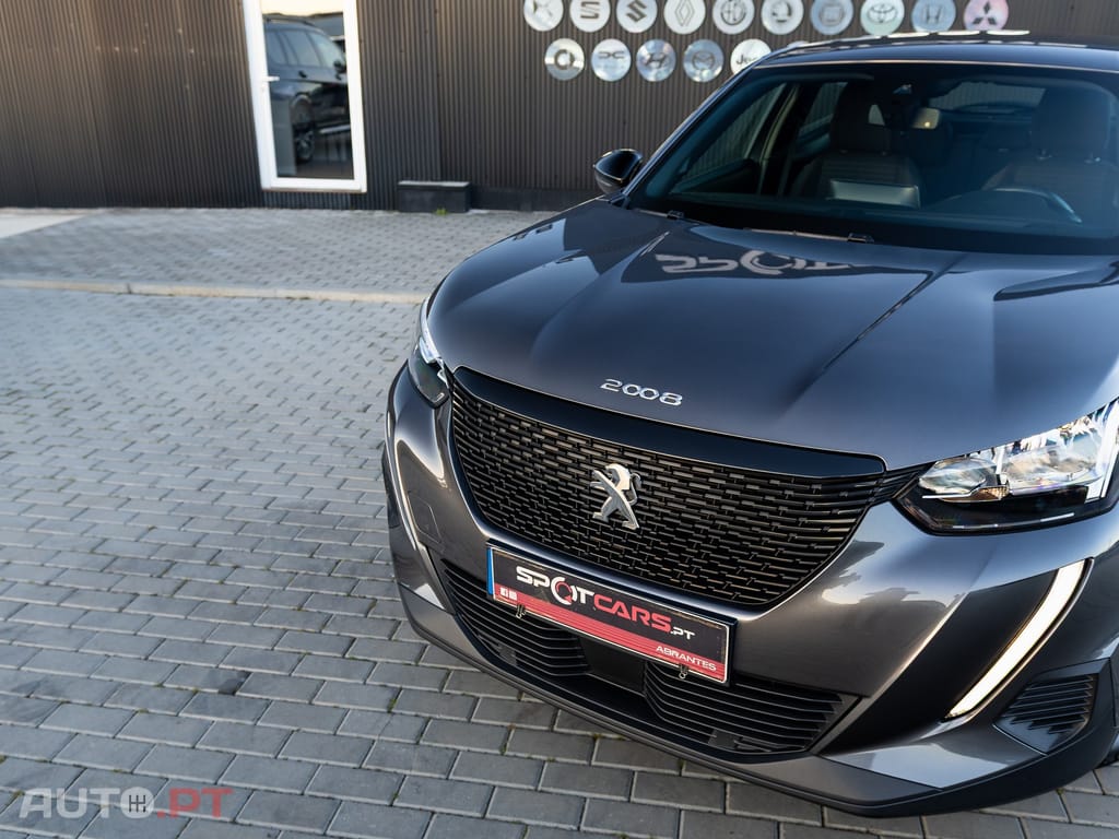 Peugeot 2008 1.2 PureTech Active Pack