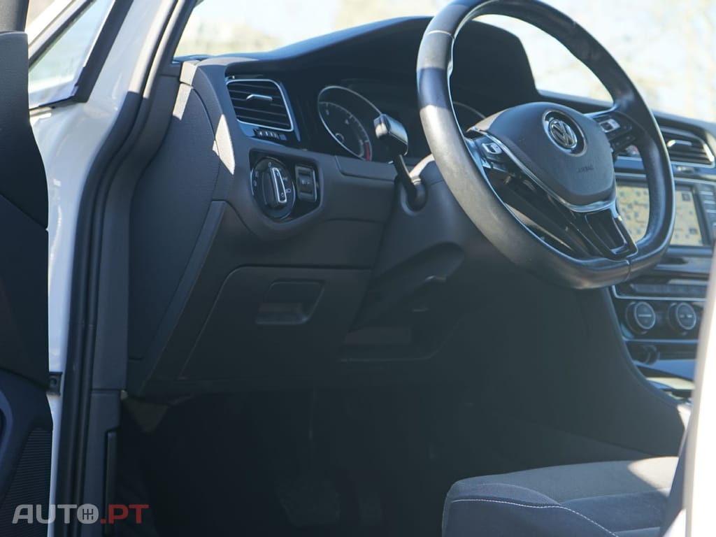 Volkswagen Golf Highline