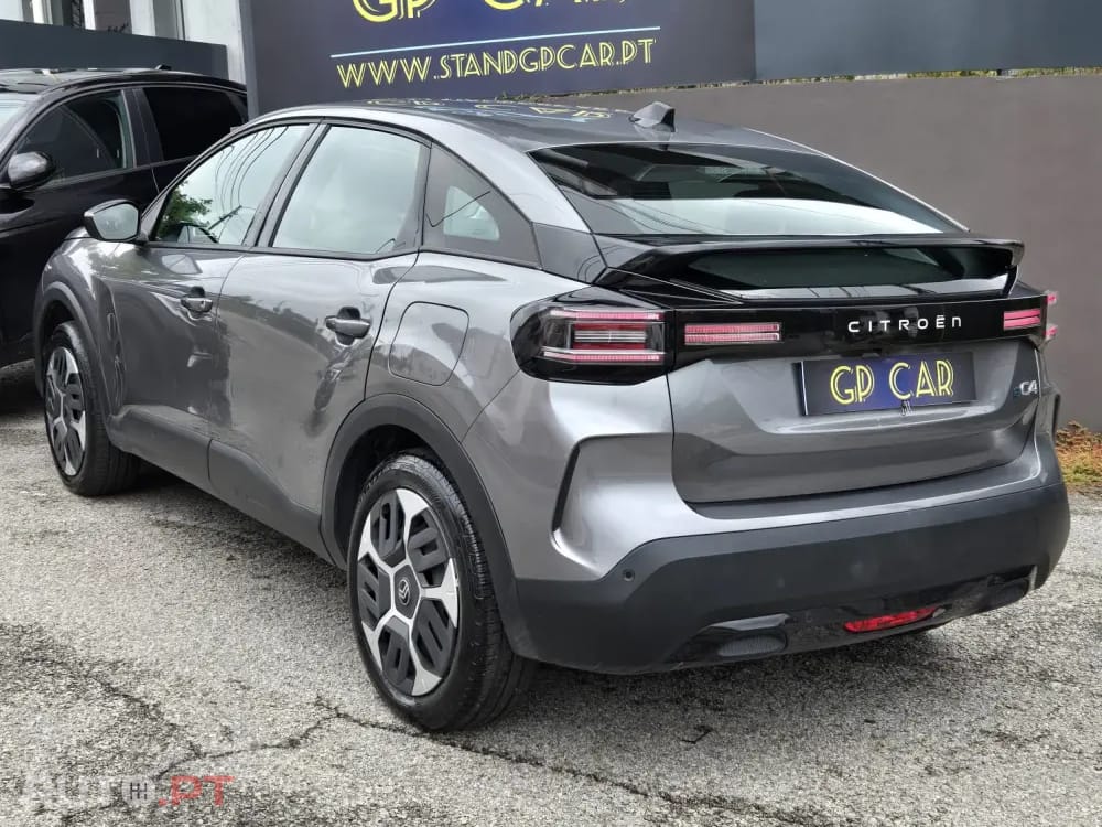 Citroen e-C4 136 PLUS