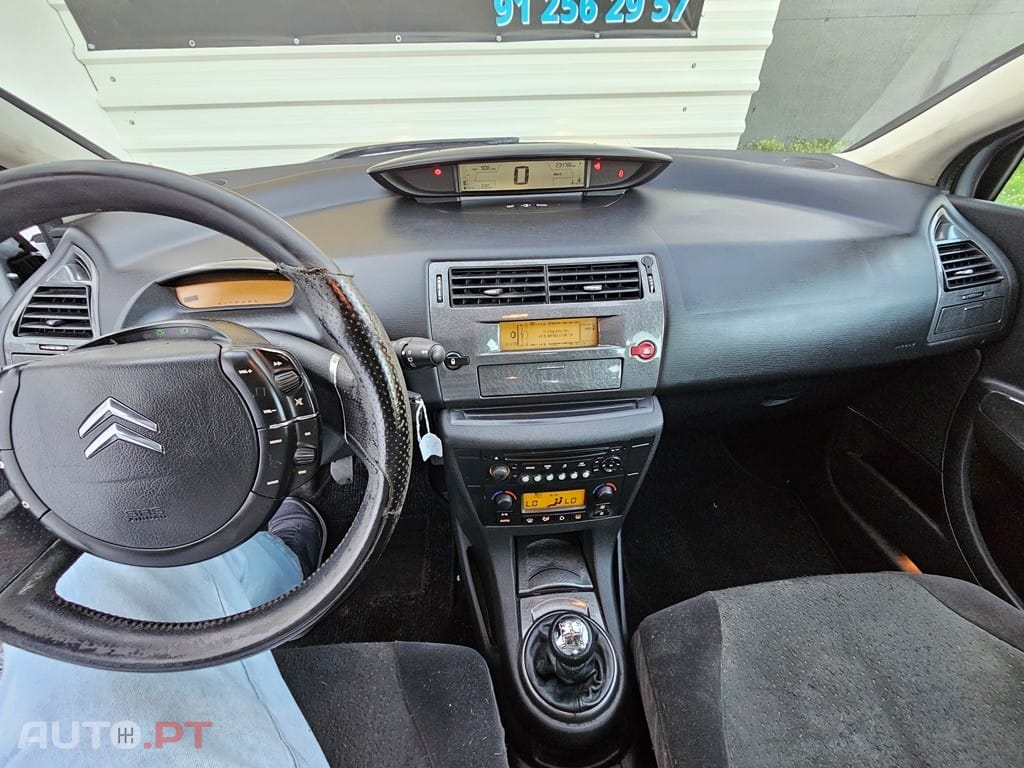 Citroen C4 1.6 HDi Exclusive