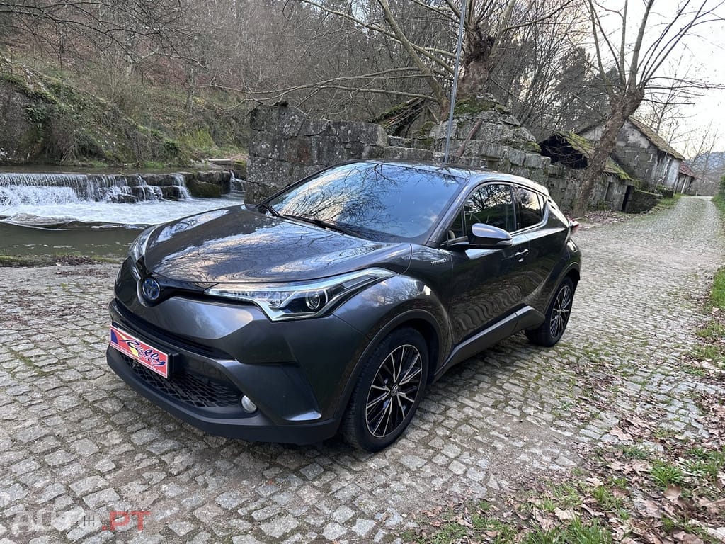 Toyota C-HR 1.8 Hybrid Lounge