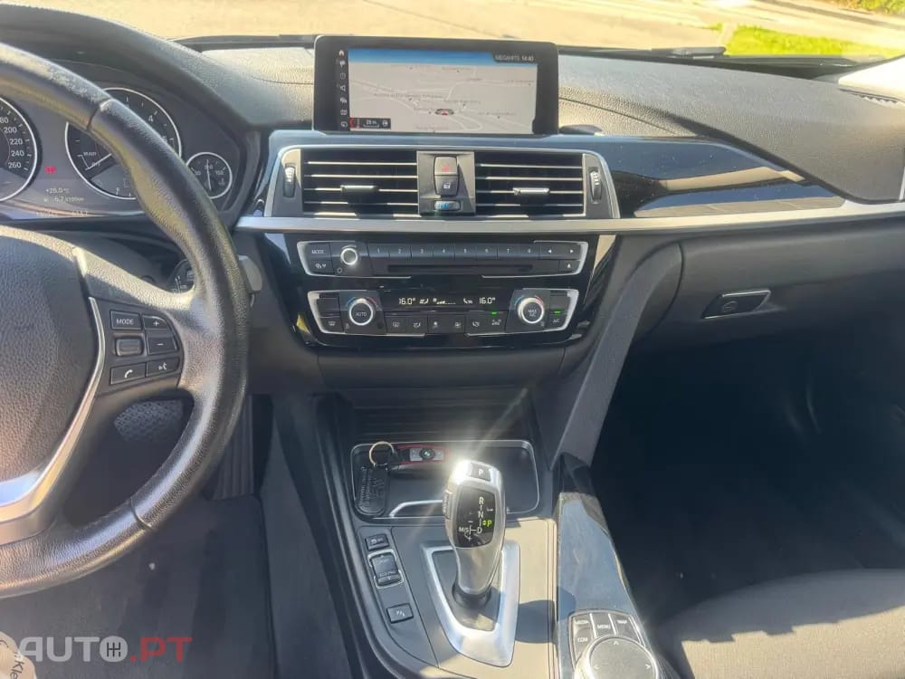 BMW 318 d Line Sport Auto