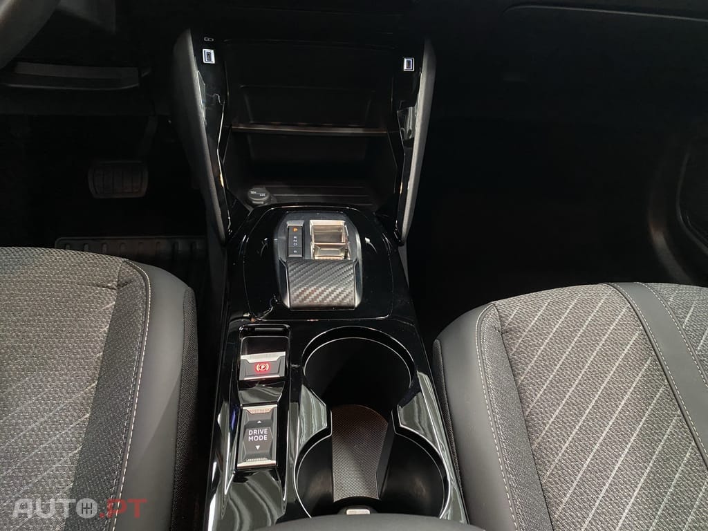 Peugeot E-208 50 kWh Allure