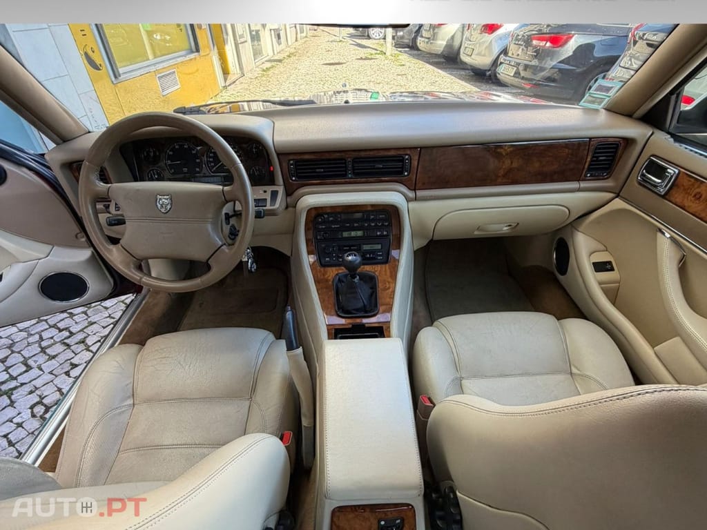 Jaguar XJ 3.2 Executive