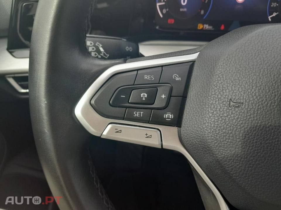 Volkswagen Golf 1.5 TSI Style