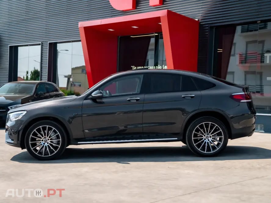 Mercedes-Benz GLC 300 de Coupe 4Matic 9G-TRONIC AMG Line
