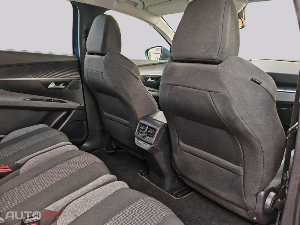 Peugeot 5008 130CV  EAT8 ACTIVE BUSINESS