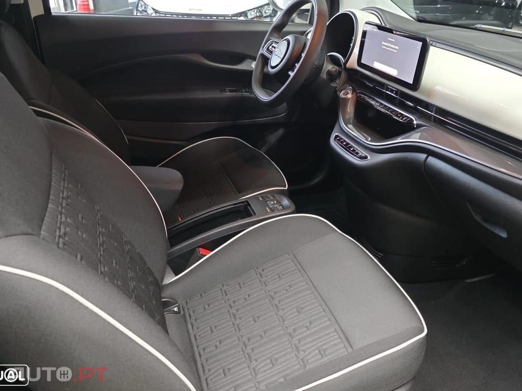 Fiat 500e 42 kWh Icon